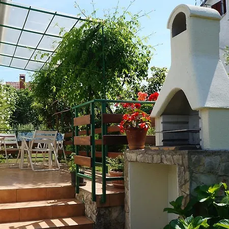 Apartamento And Nadia With Garden *