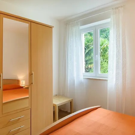 Studio And Nadia With Garden Appartement